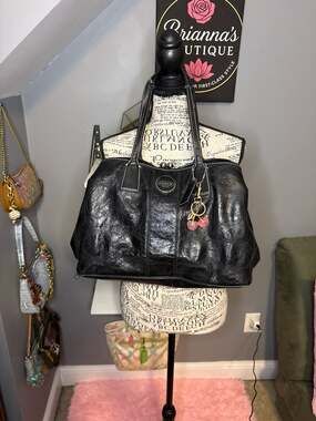 Coach Signature Embossed Black Patent Leather Kisslock Carryall Bag F15658